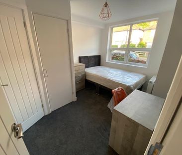 5 bedroom terraced house to rent - Photo 3