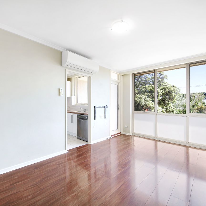 4/13 Melbourne Street, Murrumbeena VIC 3163 - Apartment For Rent | Domain - Photo 1