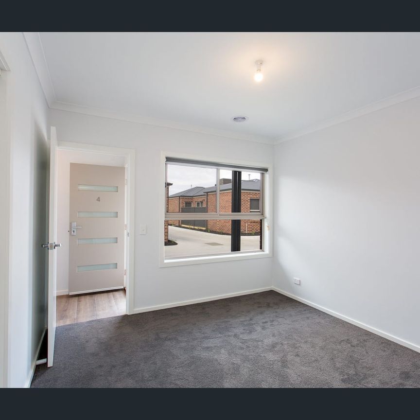 LOW MAINTENANCE UNIT IN SEBASTOPOL - Photo 1