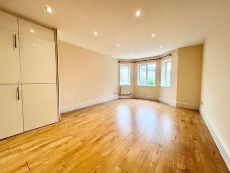 3 bedroom apartment to rent - Photo 5