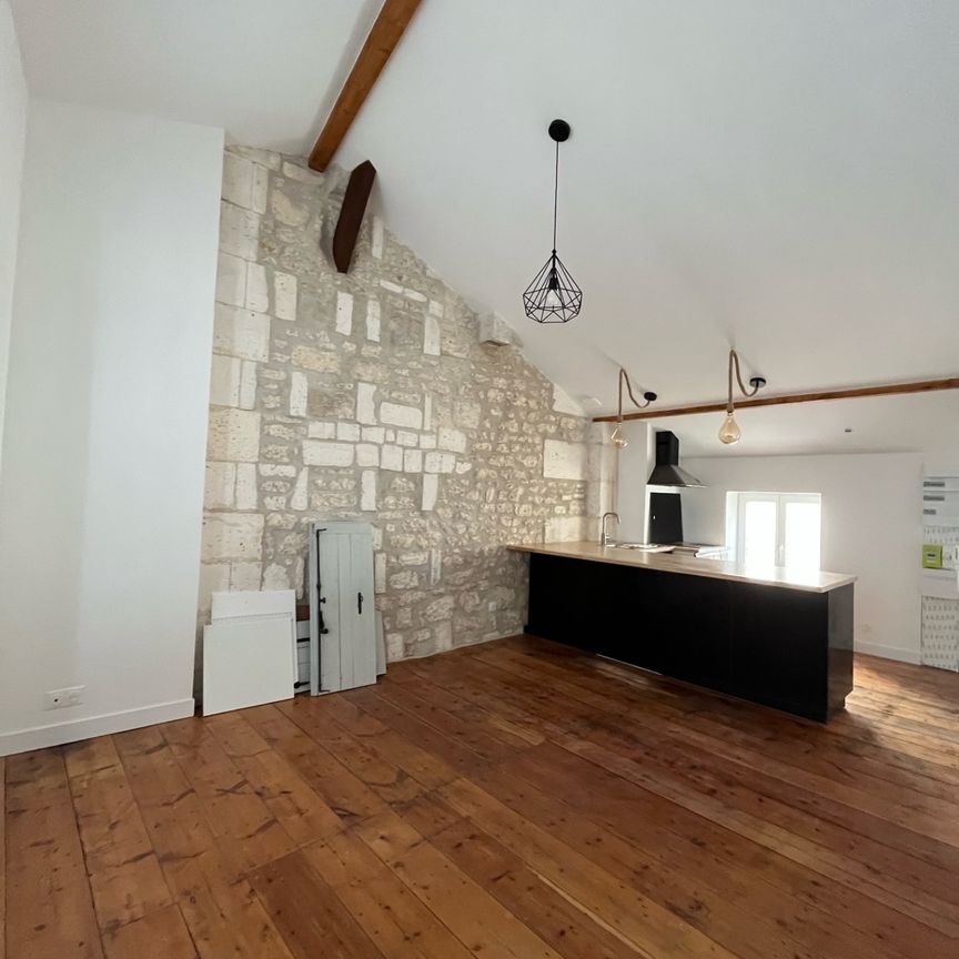 Location Appartement 2 pièces 37m² ANGOULEME 16000 - Photo 1