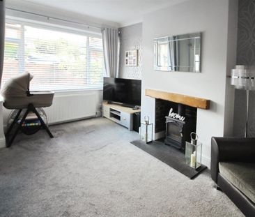 William Rise, Leeds - Photo 1