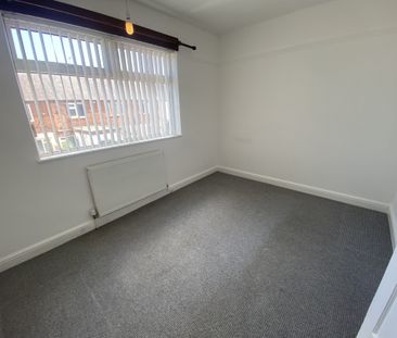 Hunt Lane, Doncaster - Photo 3