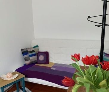 APPARTEMENT EN ATTIQUE 3 PIÈCES À TWANN (BE), MEUBLÉ, DURÉE DÉTERMINÉE - Photo 1