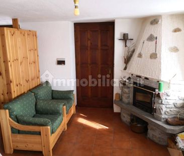 Quadrilocale frazione Orbeillaz 43, Orbeillaz, Challand-Saint-Anselme - Photo 1