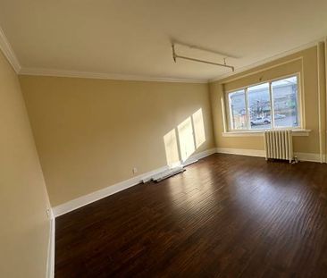 Freshly Painted 1 Bed Suite in Fully Restored Heritage Building - Photo 1