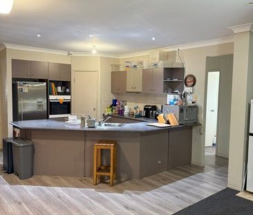 Stapylton - Photo 5