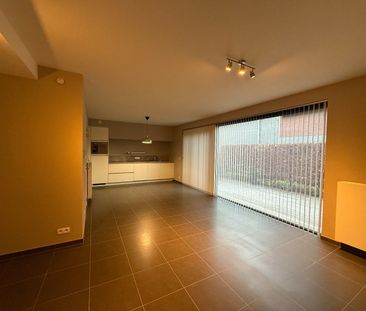 1-kamer appartement te huur in centrum Halle - Photo 3