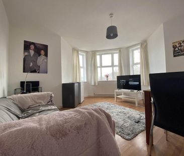 2 bedroom flat to rent - Photo 6