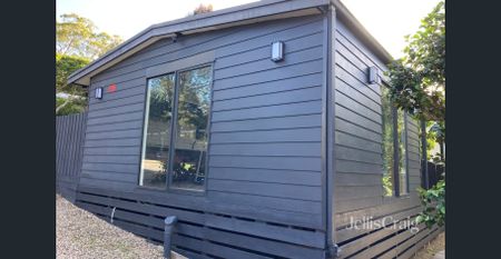 Hipster Charm In Eltham - Photo 4