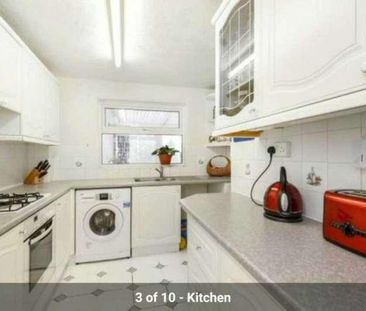 Emm Close, Wokingham, RG41 - Photo 3