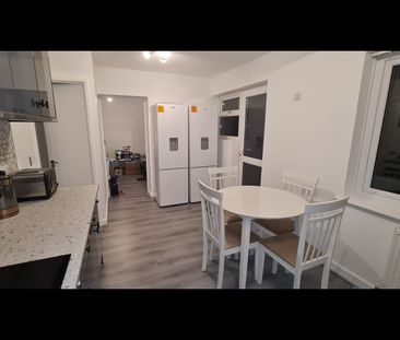 Room in a Shared House, Air Balloon Road, BS5 - Photo 6