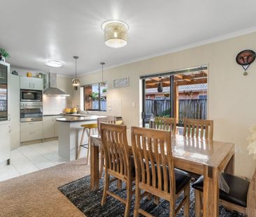 8 MAADI PLACE, Papakura - Photo 3