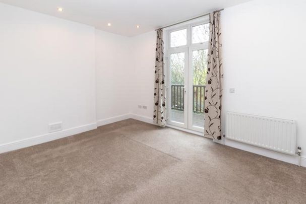 1 Bed Flat, Manor Park, SE13 - Photo 1