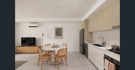 Fully Furnished 1-Bedroom in the Heart of Parramatta | Loads of amenities! - Photo 4