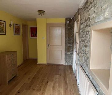 Barns Lane, Burford, Oxfordshire, OX18 - Photo 1