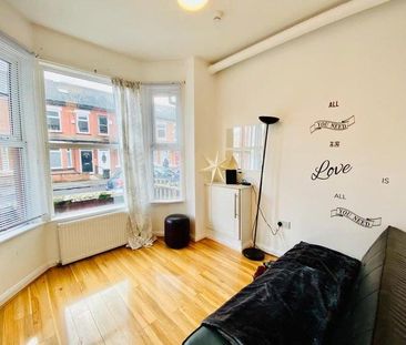 7 bedroom terraced house to rent - Photo 2
