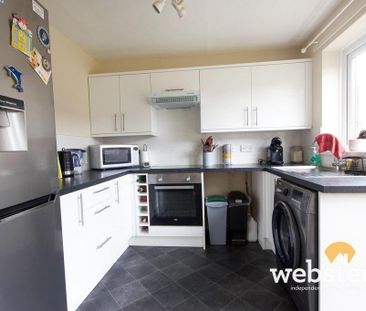 3 bedroom terraced house to rent - Photo 2