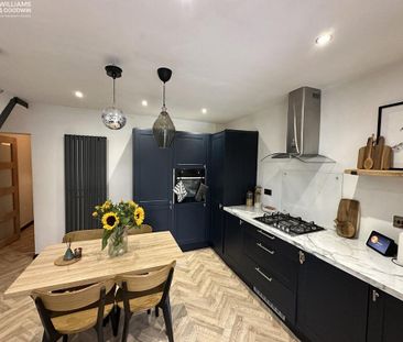 3 bedroom end of terrace house to rent - Photo 5