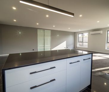 A Refined Take on Everyday Living - Photo 5