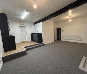 4 bedroom apartment to rent - Photo 1