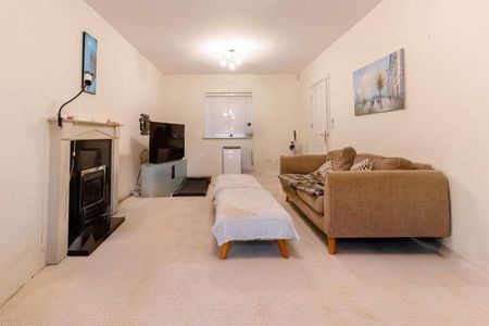 Oliver Road, Hampton, PE7 - Photo 2