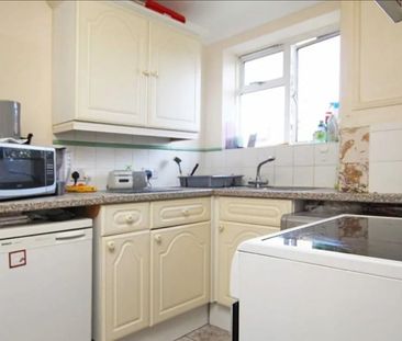 1 Bed Flat, Reed House, SW15 - Photo 3