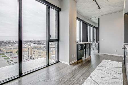 For Lease - 7 Smith Crescent Unit# Ph 810, Toronto, Ontario - Photo 3