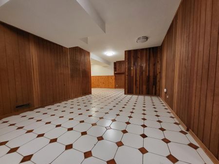 For Lease - 118 Cartier Crescent Unit# Basement, Richmond Hill, Ontario - Photo 4