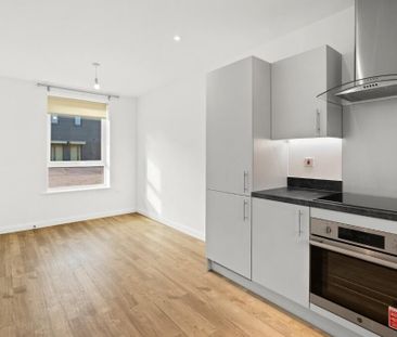 3 bedroom terraced house to rent - Photo 6