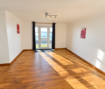Two Bedroom Flat to Let in Grays, Essex RM17 6QG - Photo 6