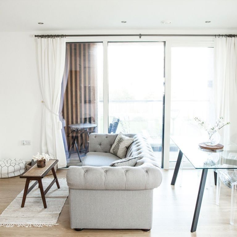 Chiswick High Road, W4 5AG, London - Photo 1