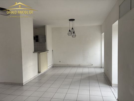 RIORGES MAISON DE BOURG T3 BEAULIEU - Photo 1