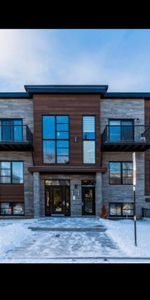 5 1/2 saint hubert, ascenseur privé - Photo 4