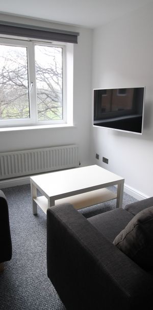 2 Bedroom Apartment - Photo 1