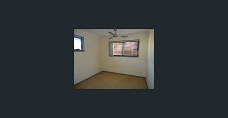 Easy-Care Townhouse Living with Private Courtyard - Gordon Park - Photo 2