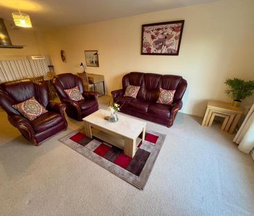 2 bedroom private hall to rent - Photo 1