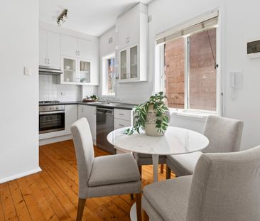 5/161 Blues Point Road, McMahons Point NSW 2060 - Apartment For Ren... - Photo 5