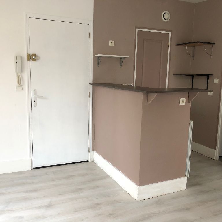 Location Appartement 2 pièces 31m² - Photo 1