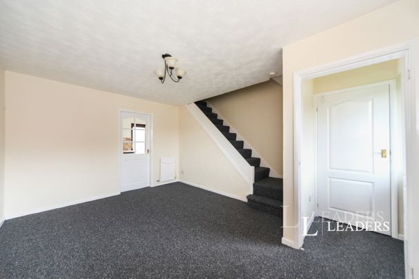 2 bedroom house to rent Dexter Close, Luton, Bedfordshire, LU3 - Photo 1