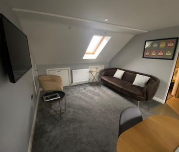 2 bedroom apartment to rent - Photo 2