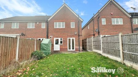 3 bedroom semi-detached house to rent - Photo 2