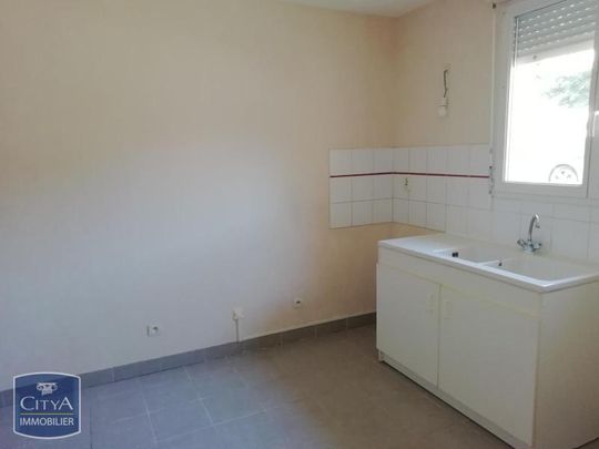 Location Maison 4 pièces 78m² FEYTIAT 87220 - Photo 1