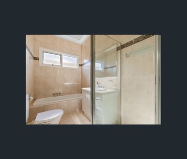 3 BEDROOMS + STUDY CLOSE TO SCHOOLS - Photo 6