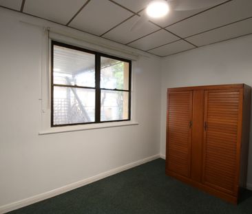 537 Bathurst Street - Photo 3