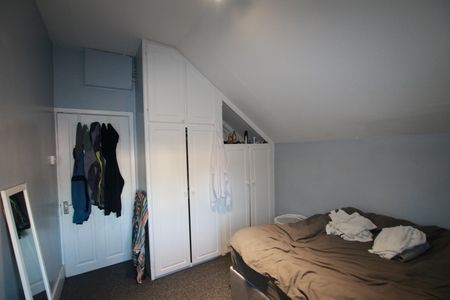 4 Bed Terraced House, Blenheim Road, RG1 - Photo 5