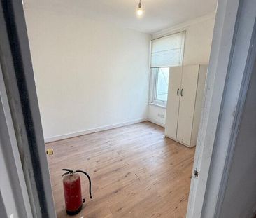 1 bedroom in a house share to rent - Photo 6