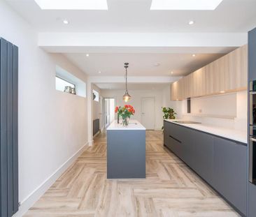 4 bedroom house to rent - Photo 3