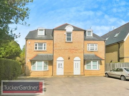 Cavendish Place, Great Shelford - Photo 2