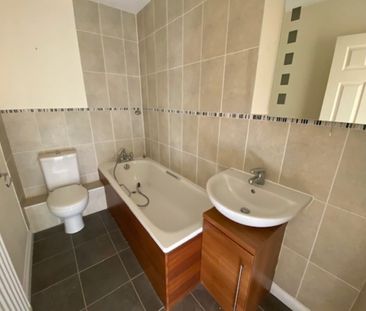 Cressbrook Drive, Great Cambourne, CB23 - Photo 6